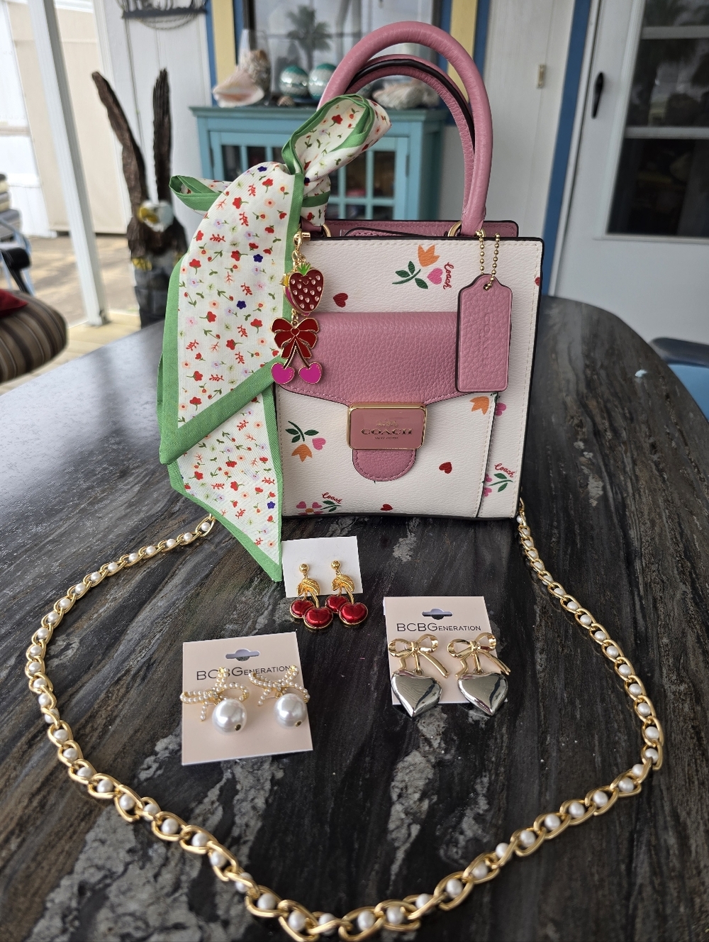 COACH NWOT Pink and Cream Floral Leather Crossbody 5Piece! - Picture 2 of 10